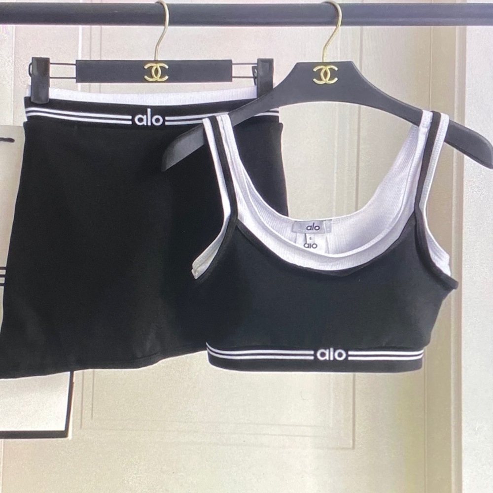 ALO Yoga Black and White Sports Bra with Matching Skirt